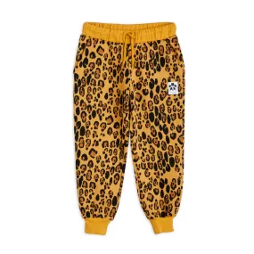 Basic Leopard Sweatpants