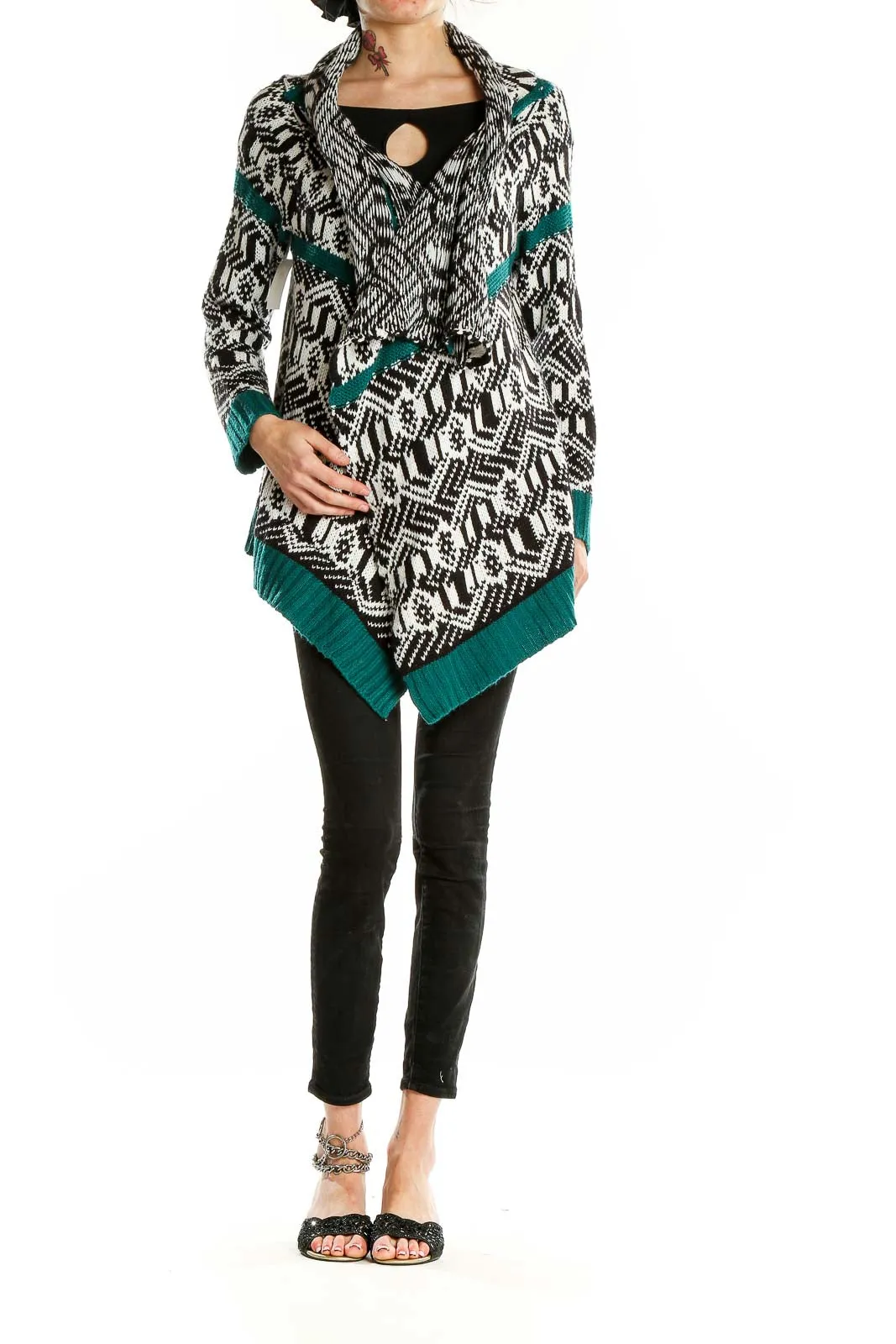 Black and White Geometric Knit Cardigan