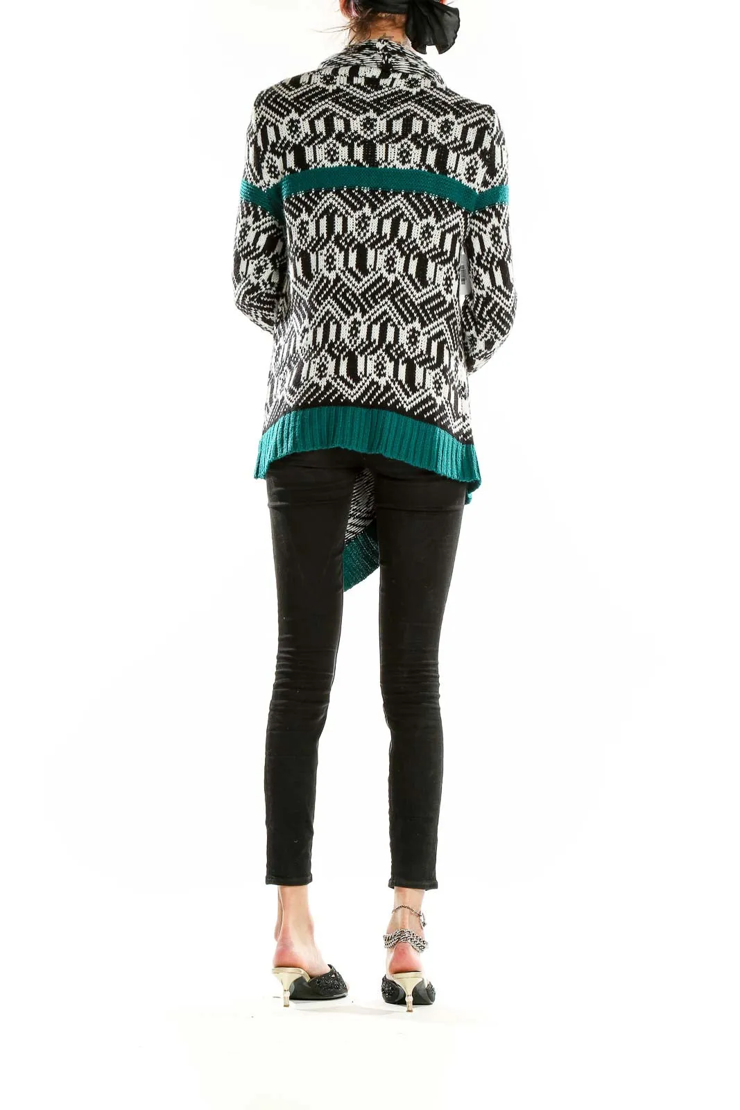 Black and White Geometric Knit Cardigan