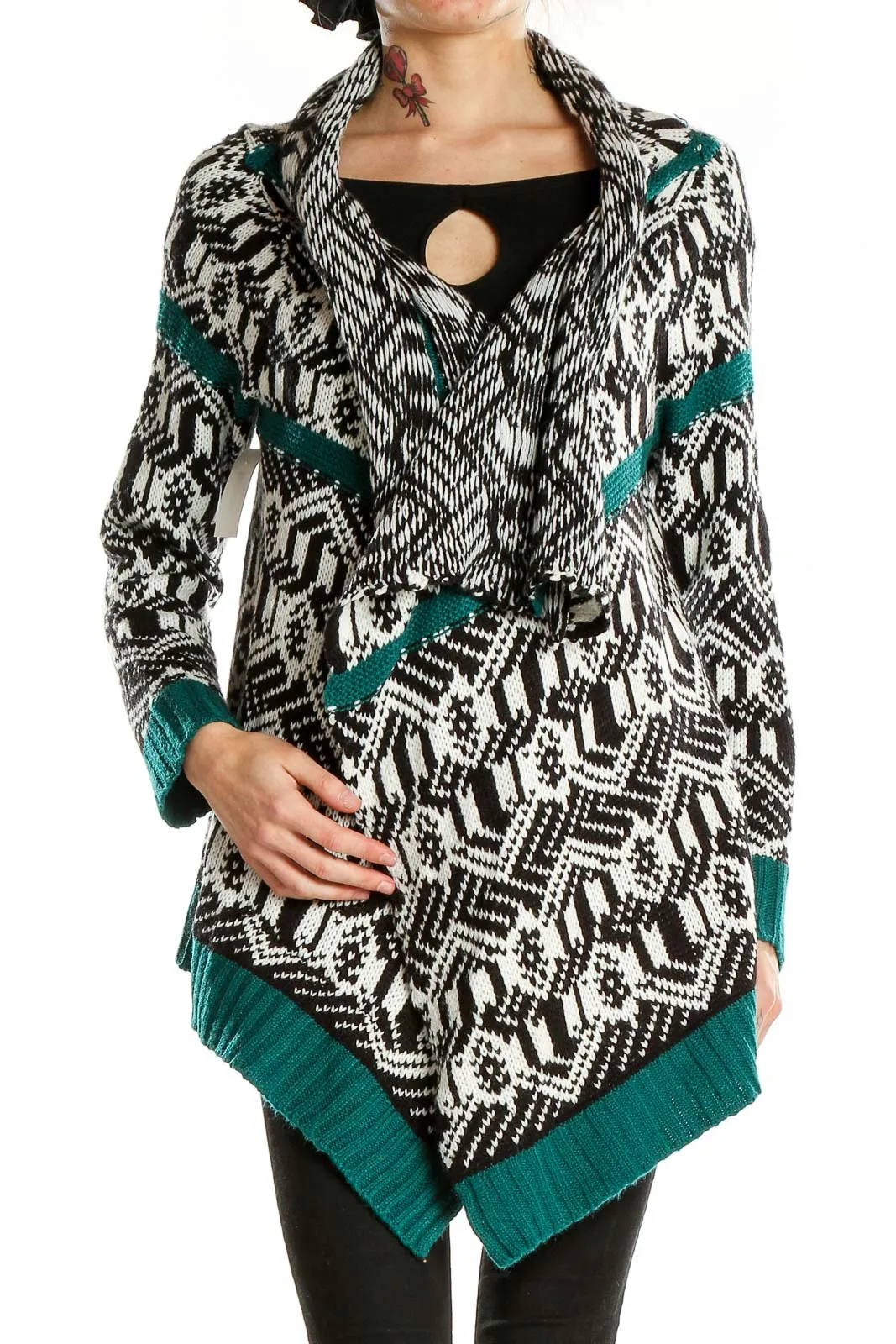 Black and White Geometric Knit Cardigan