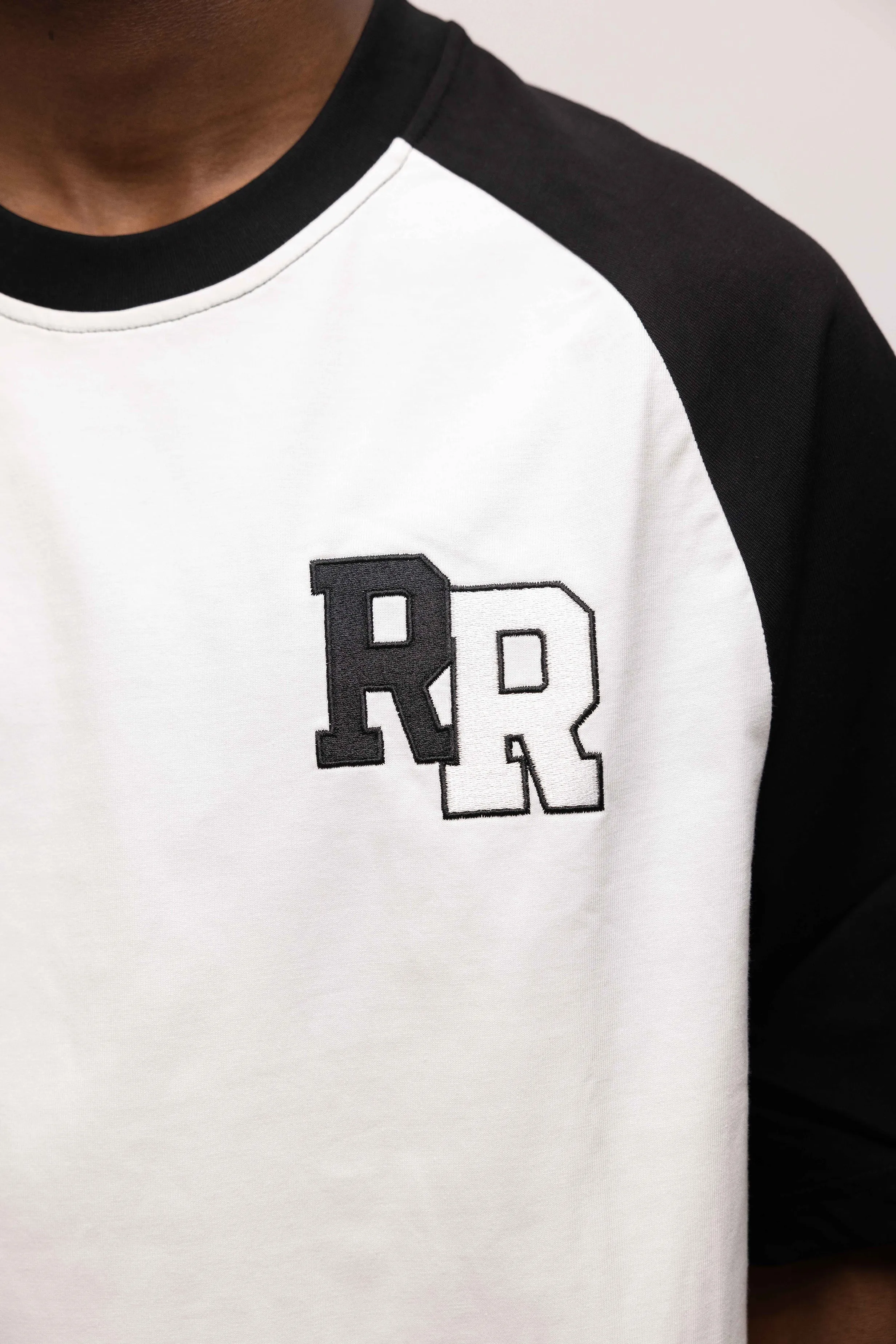 COLLEGE OVERSIZED T-SHIRT WHITE/BLACK