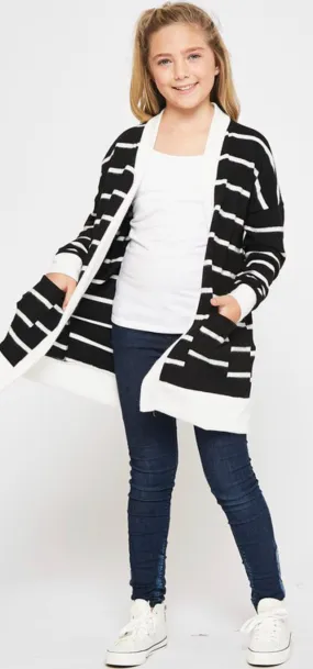Girls’ Casual Cardi in Black & White Stripes