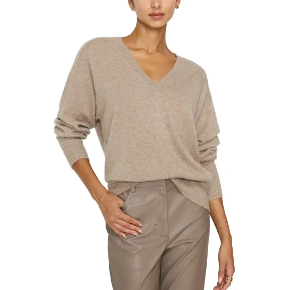 LEIA VEE SWEATER