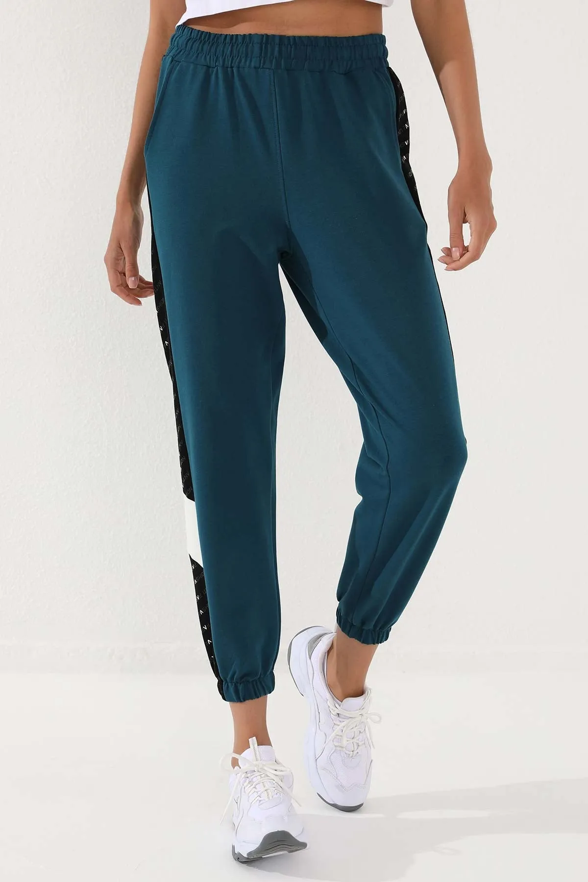 TMY Emerald Dotted Striped Detailed Jogger Comfortable Fit Elastic Cuff Women's Sweatpants - 94579 - Mafamude