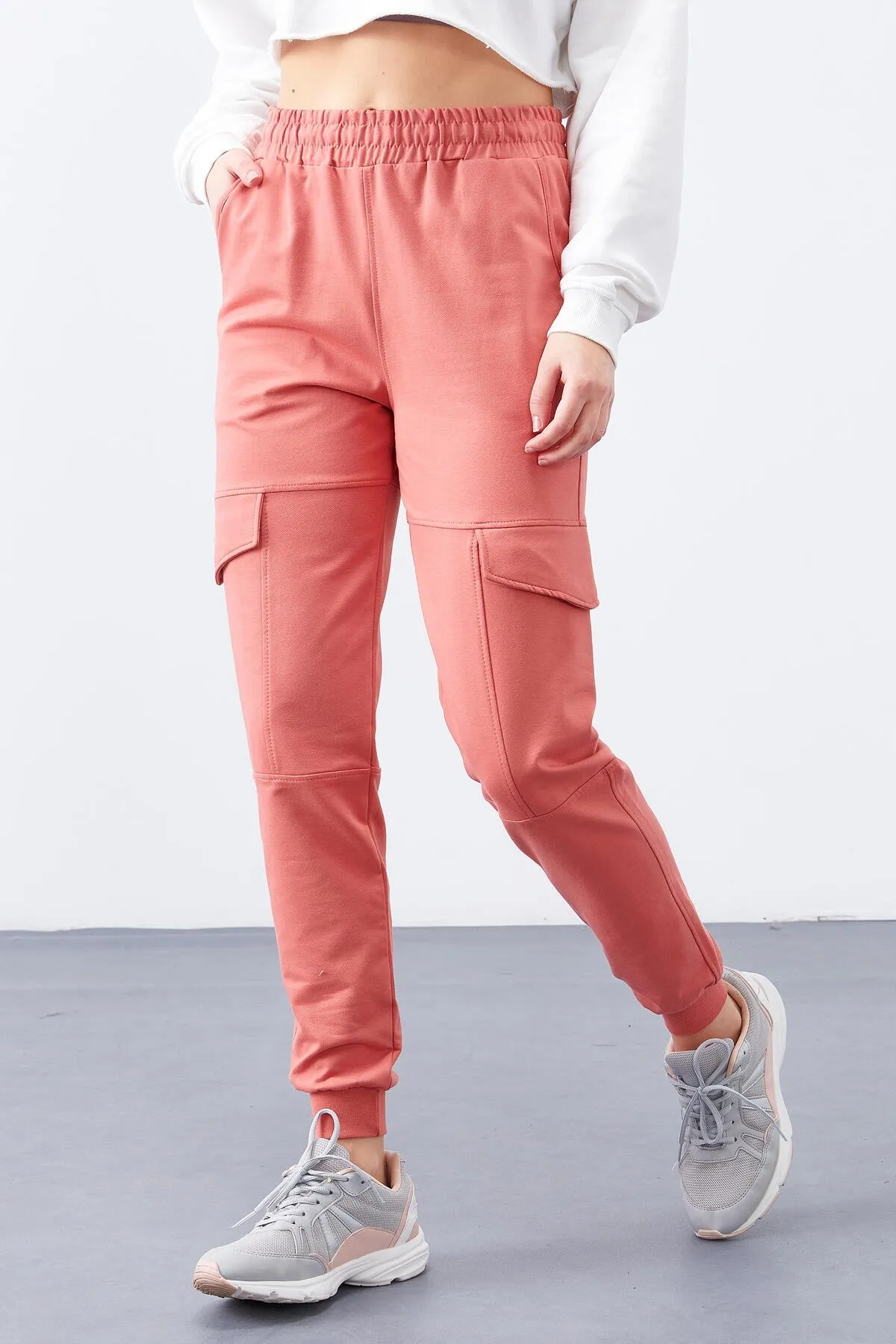 TMY Powder Cargo Pocket Comfortable Fit Cuffed Women's Sweatpants - 94581 - Lerma