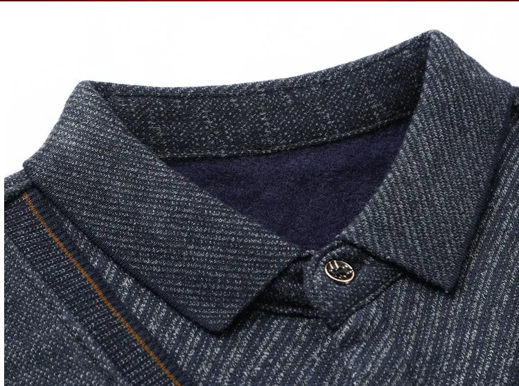 Two Sweaters In Fleece And Thick Style