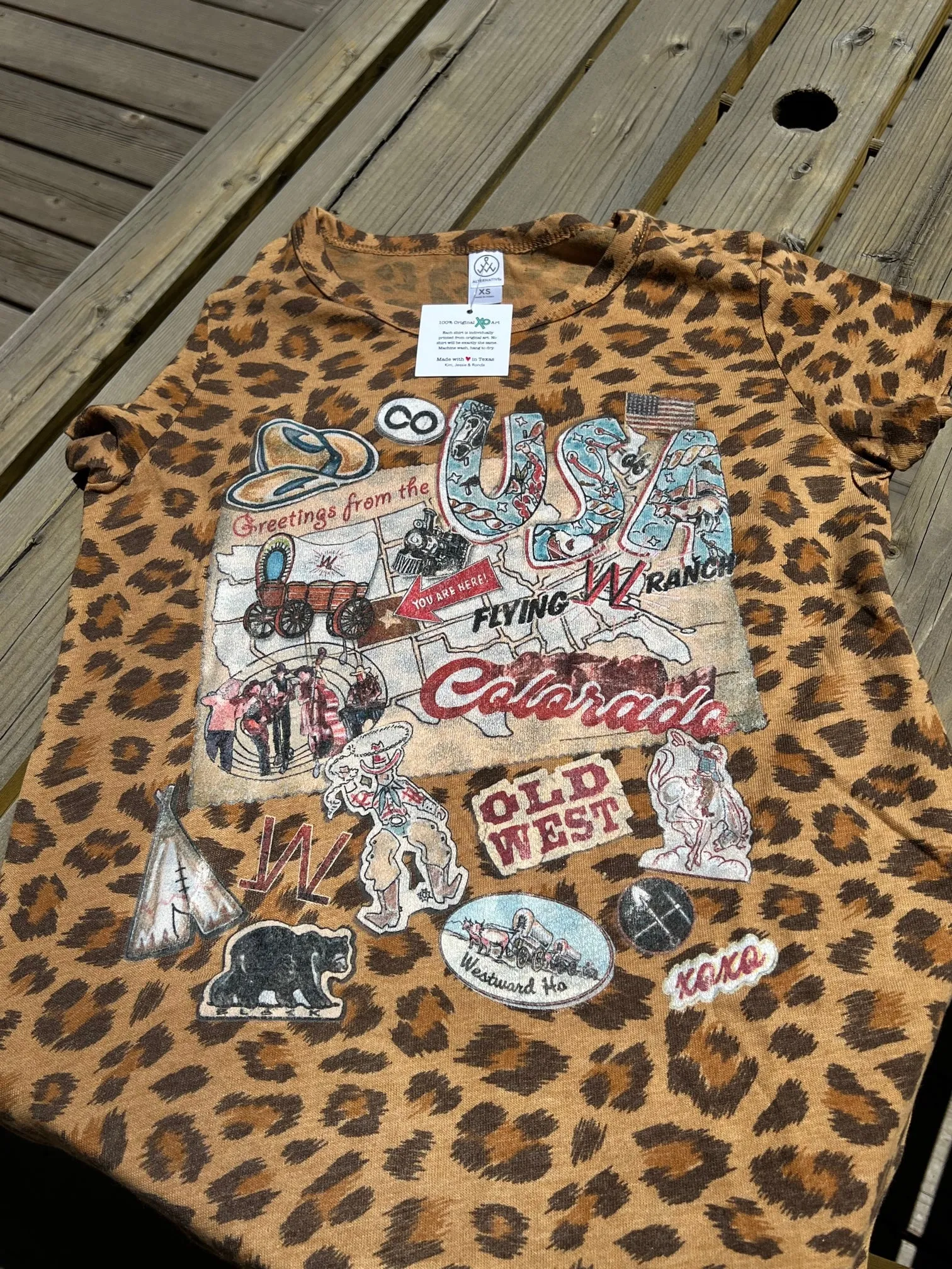 XOXO Short Sleeve T-Shirts
