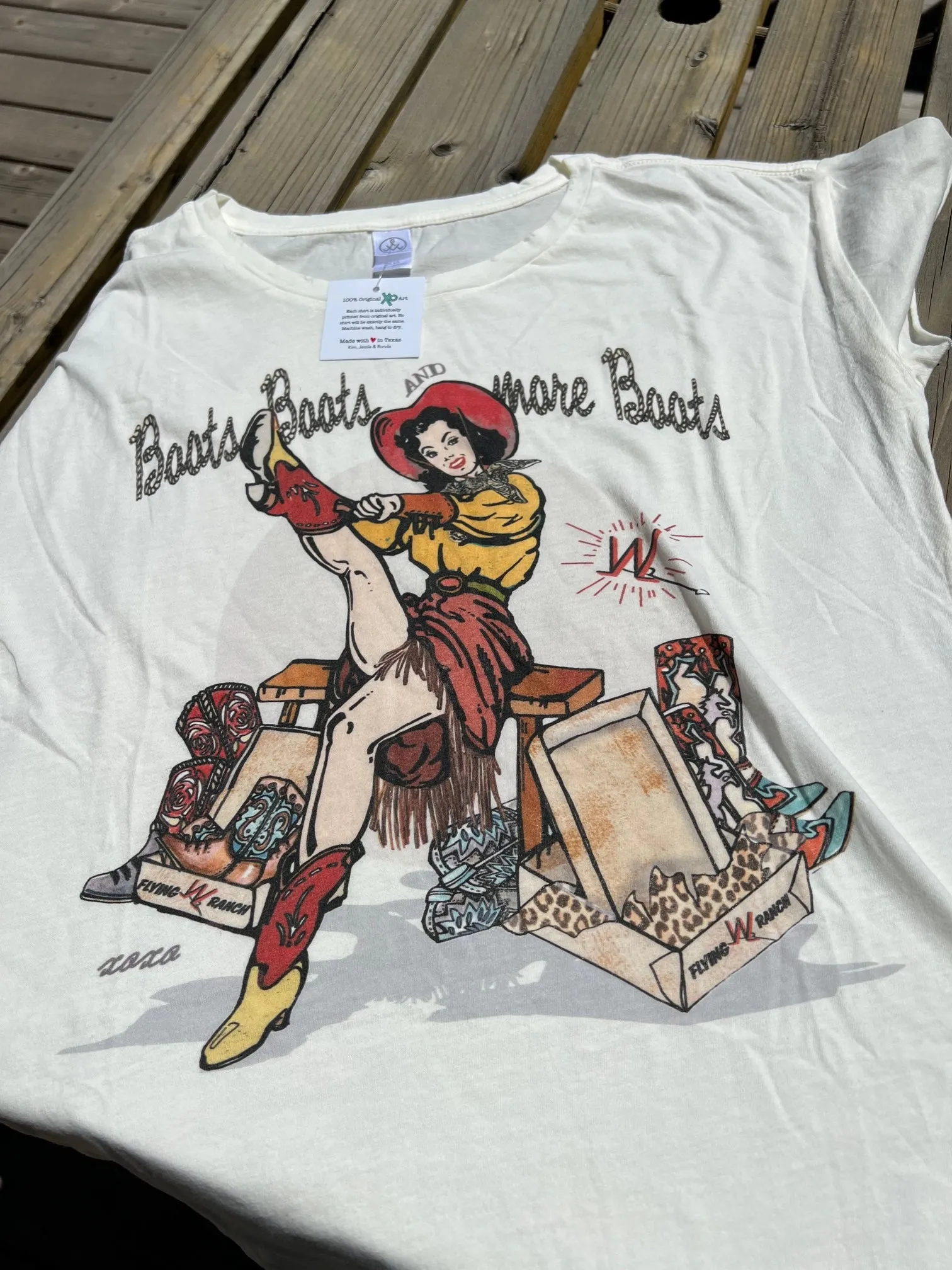 XOXO Short Sleeve T-Shirts